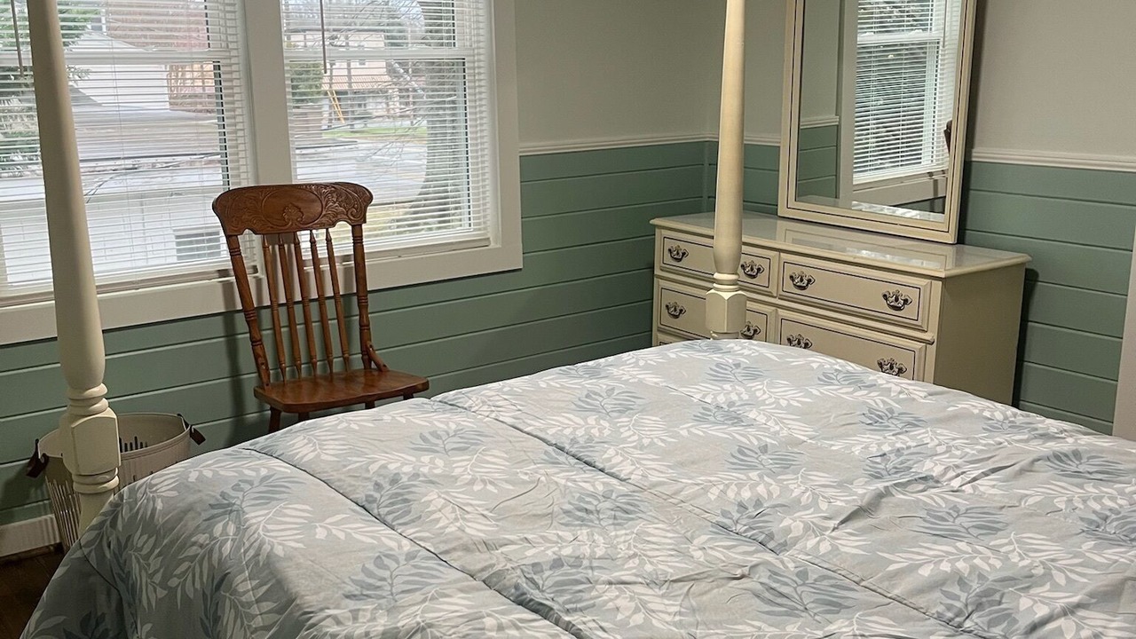 Photo of Bedroom in Boonville