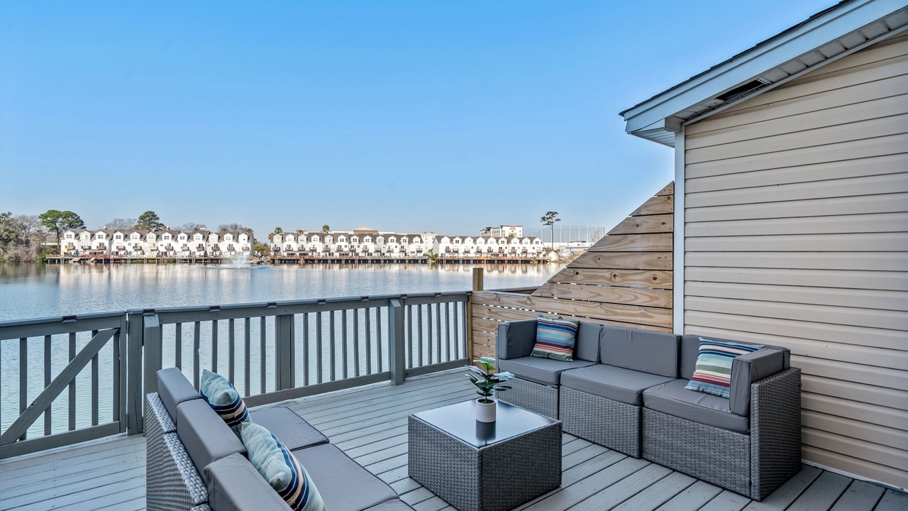 Photo of Patio Balcony in North Charleston