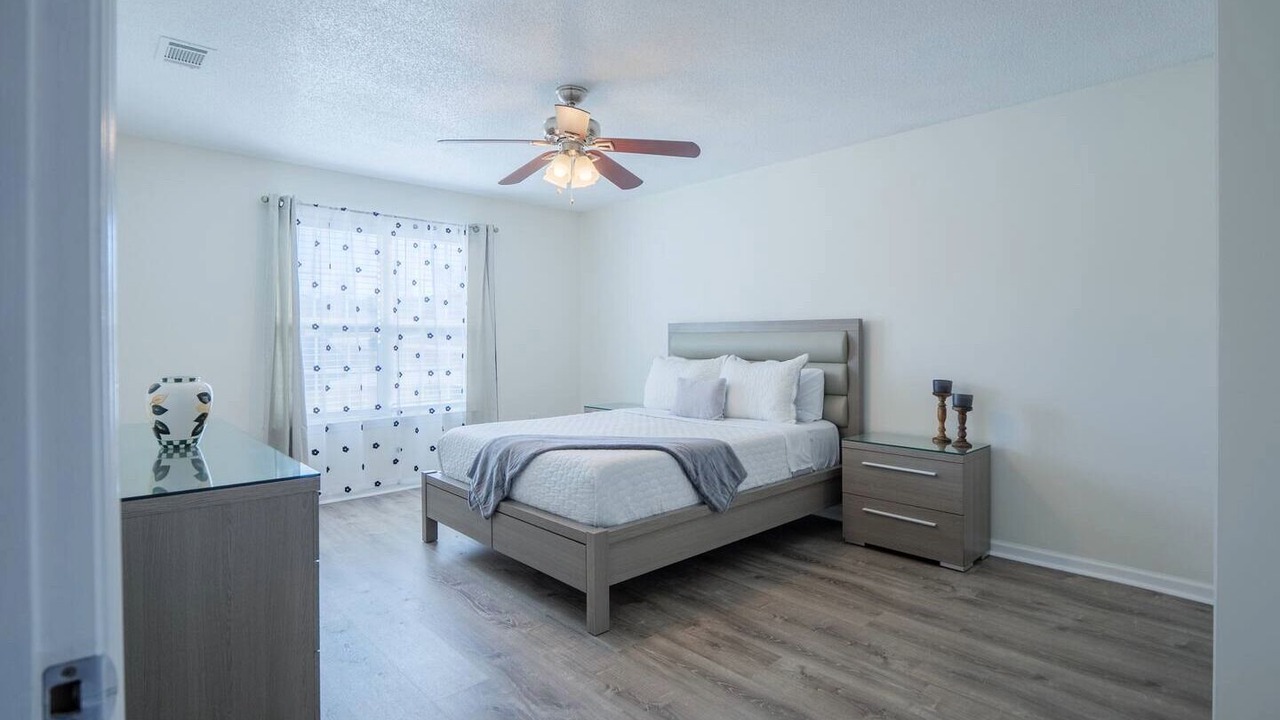 Photo of Bedroom in Hahira