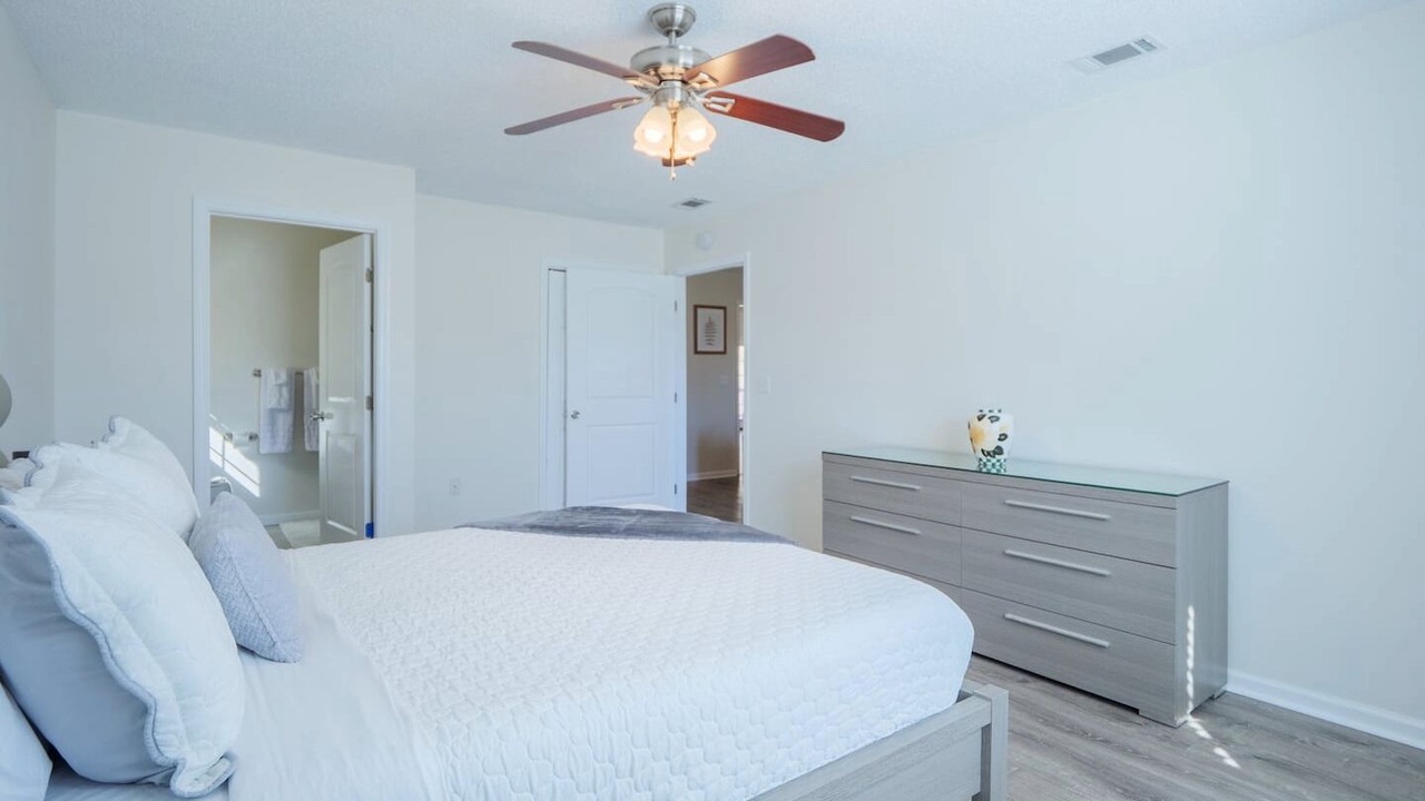 Photo of Bedroom in Hahira