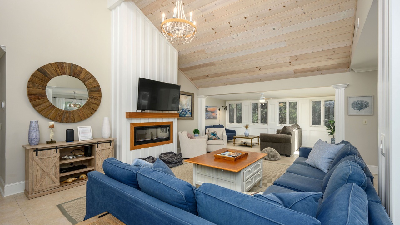 Photo of Livingroom in Lawton Woods