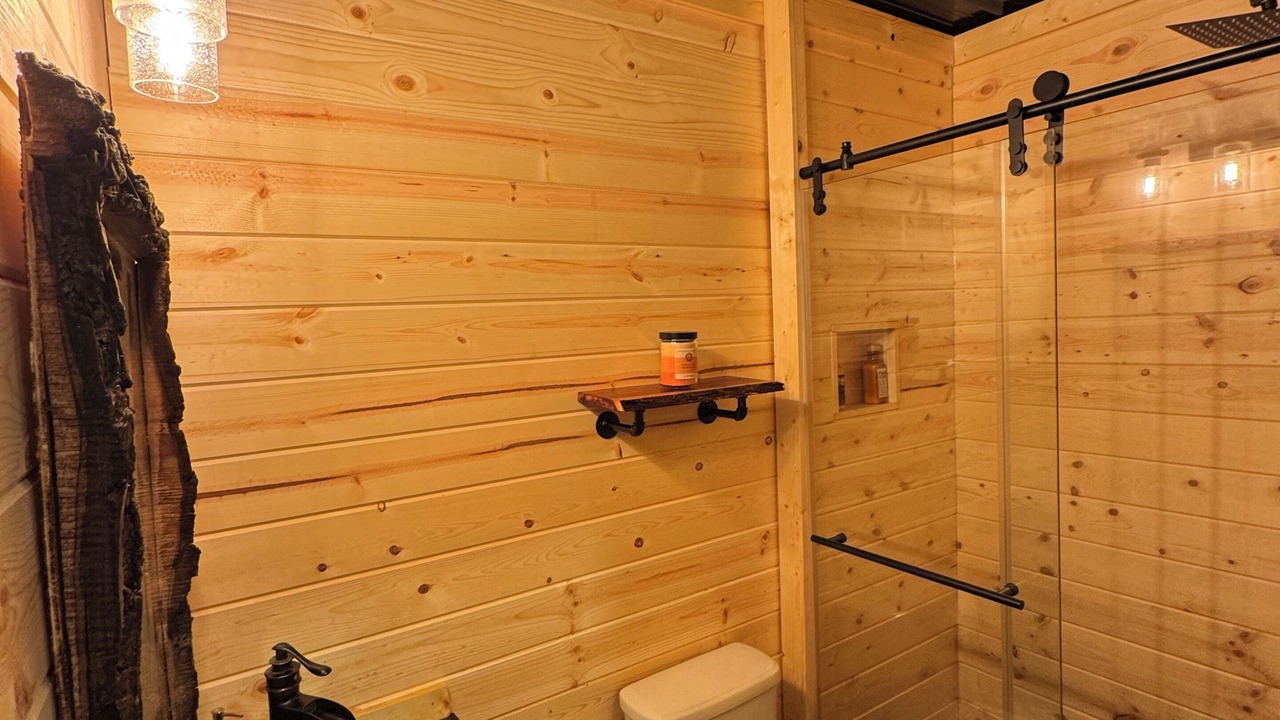 Photo of Bathroom in Mount Mourne