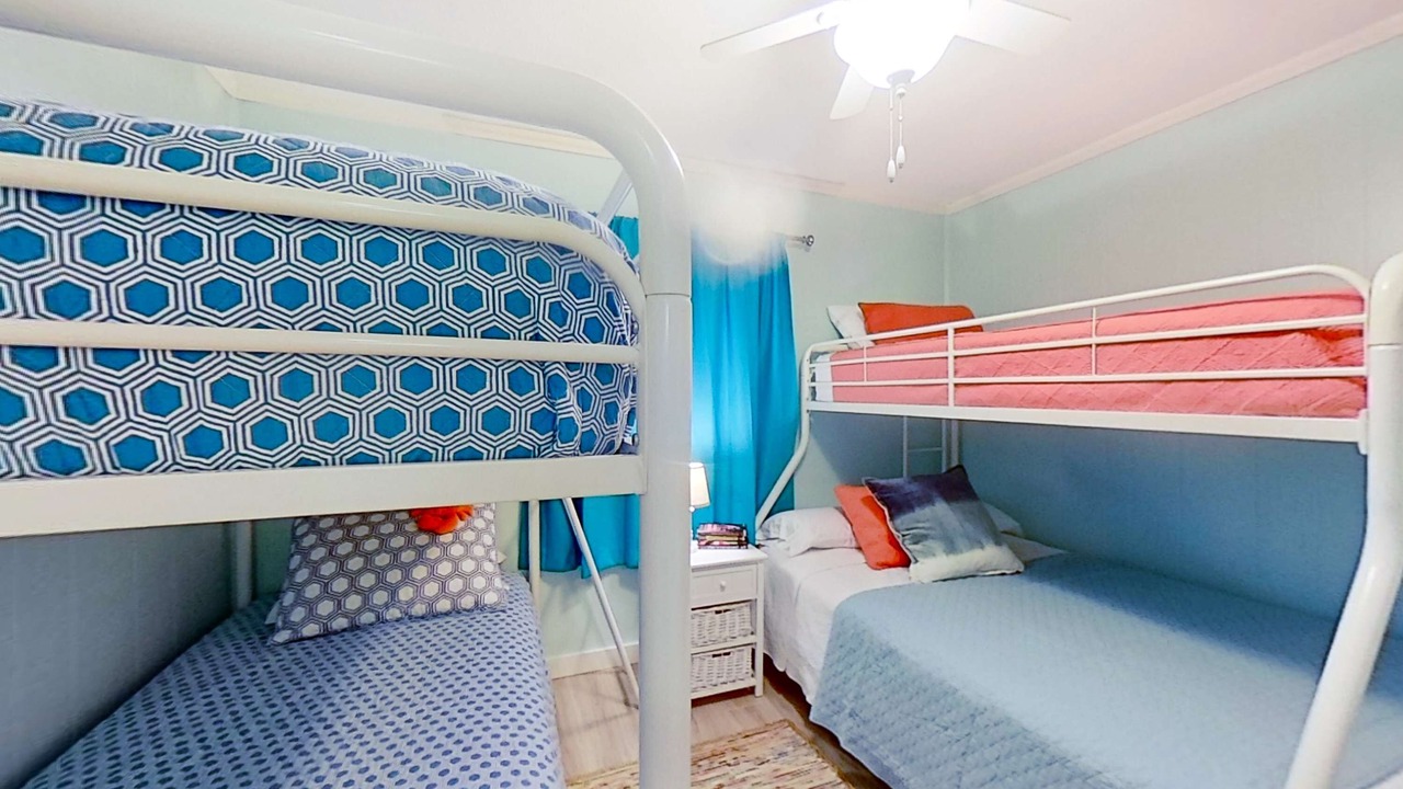 Photo of Bedroom in Palmetto Dunes