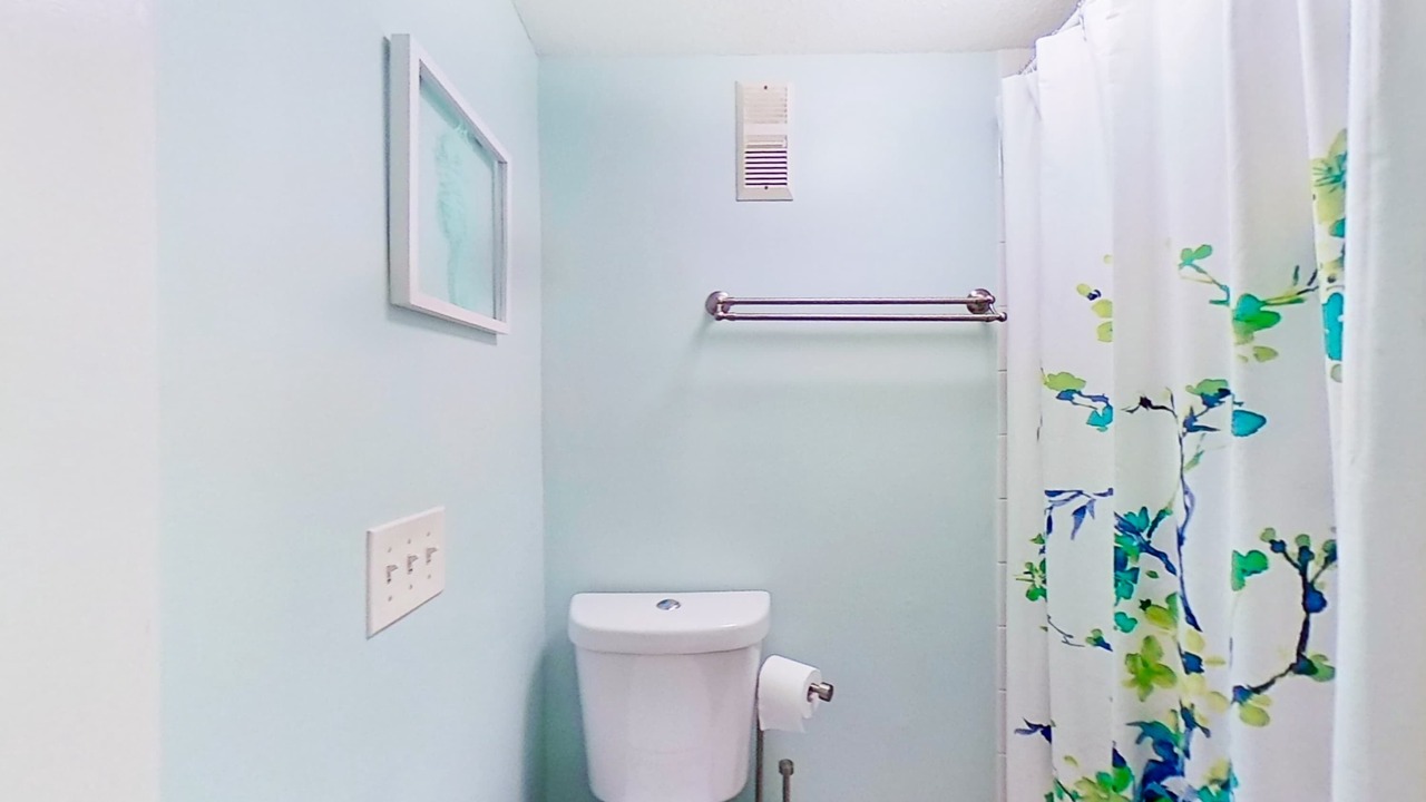 Photo of Bathroom in Palmetto Dunes
