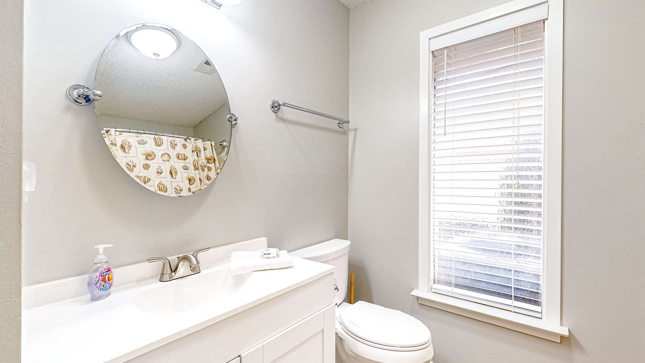 Photo of Bathroom in Ocean Ridge