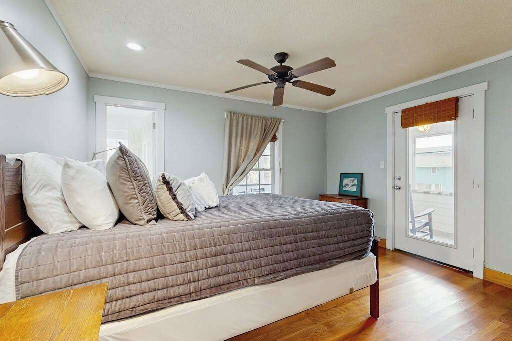 Photo of Bedroom in Edisto Island