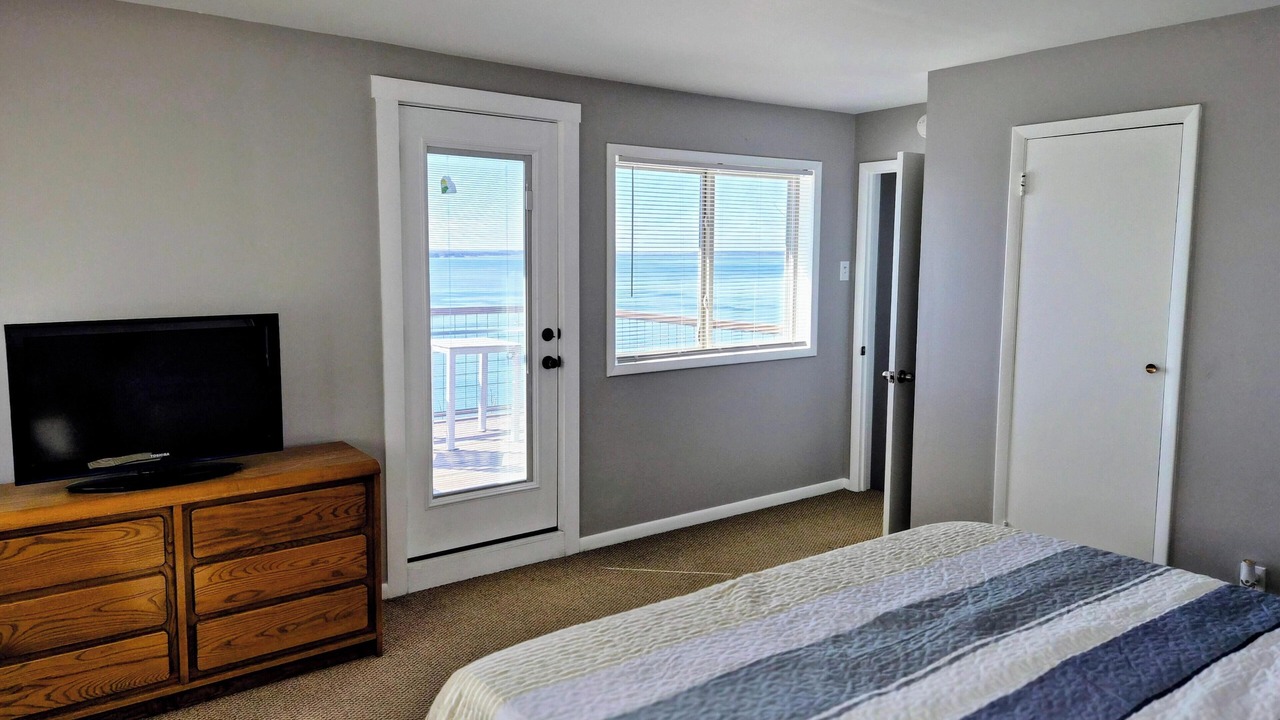 Photo of Bedroom in Whitney