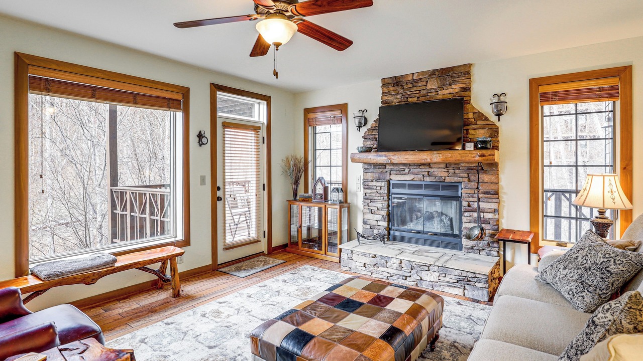 Photo of Livingroom in Mountain Air