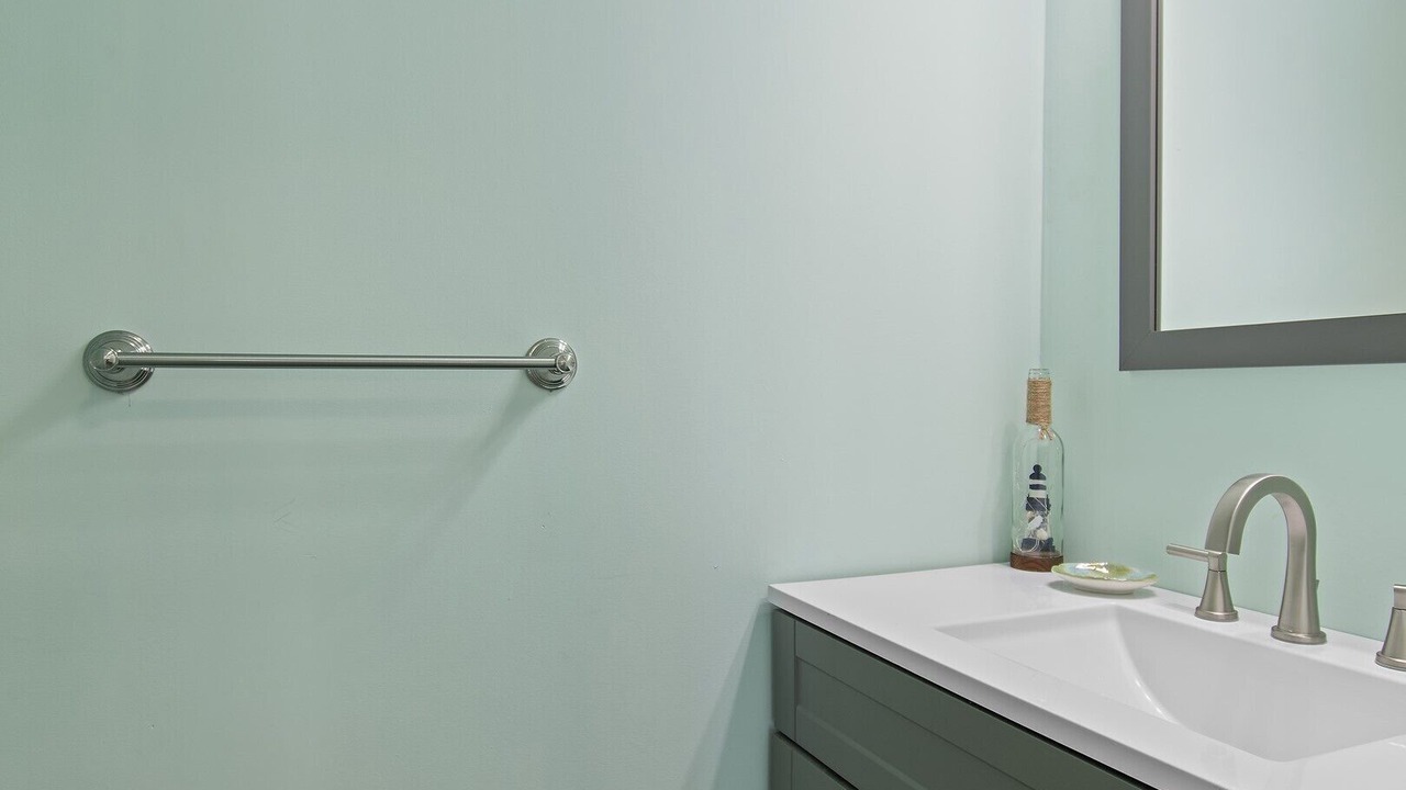 Photo of Bathroom in Long Beach