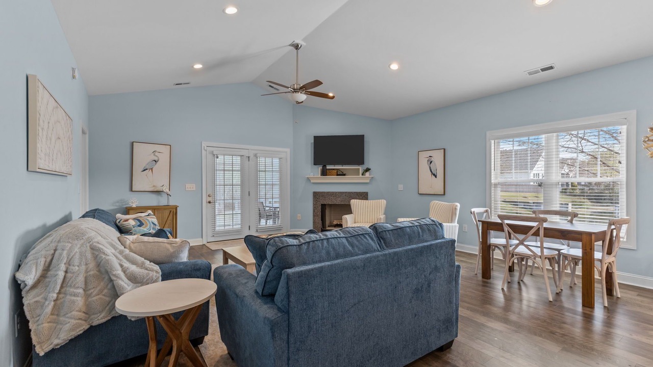 Photo of Livingroom in Morehead City