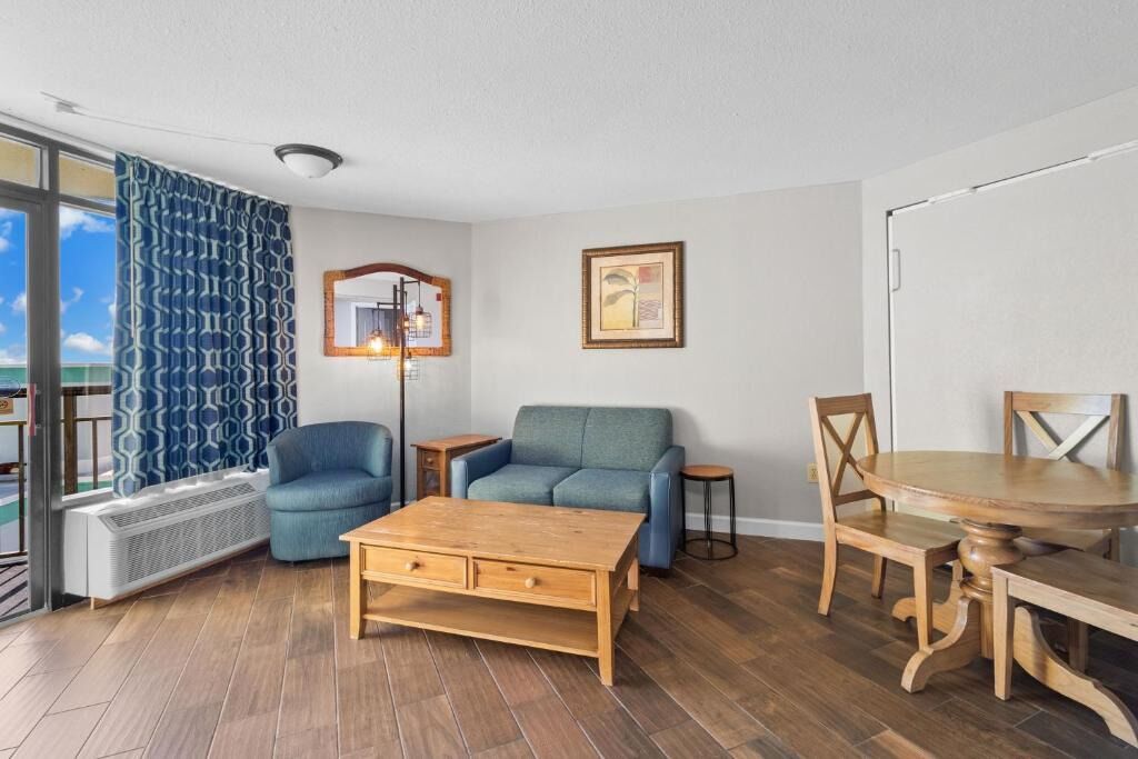 Photo of Livingroom in Myrtle Beach