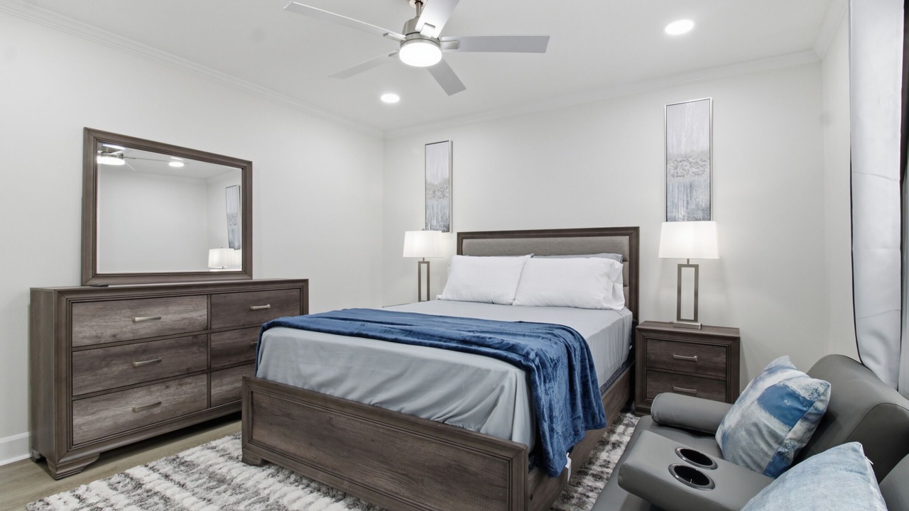 Photo of Bedroom in Grayson