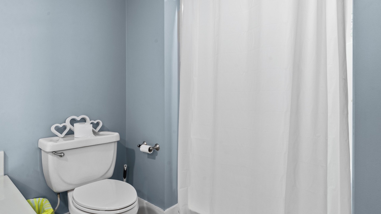 Photo of Bathroom in Ash