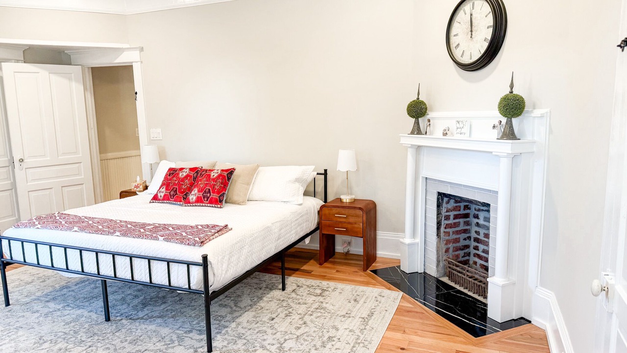 Photo of Bedroom in Franklinton