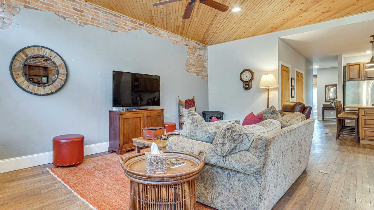 Photo of Bedroom in Saluda