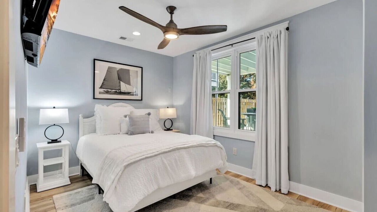 Photo of Bedroom in Palmetto Dunes