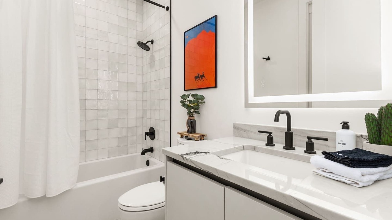 Photo of Bathroom in Govalle