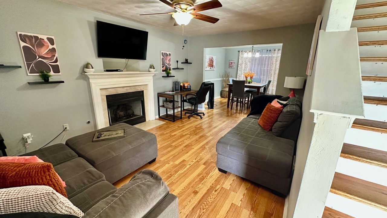 Photo of Livingroom in North Newport News