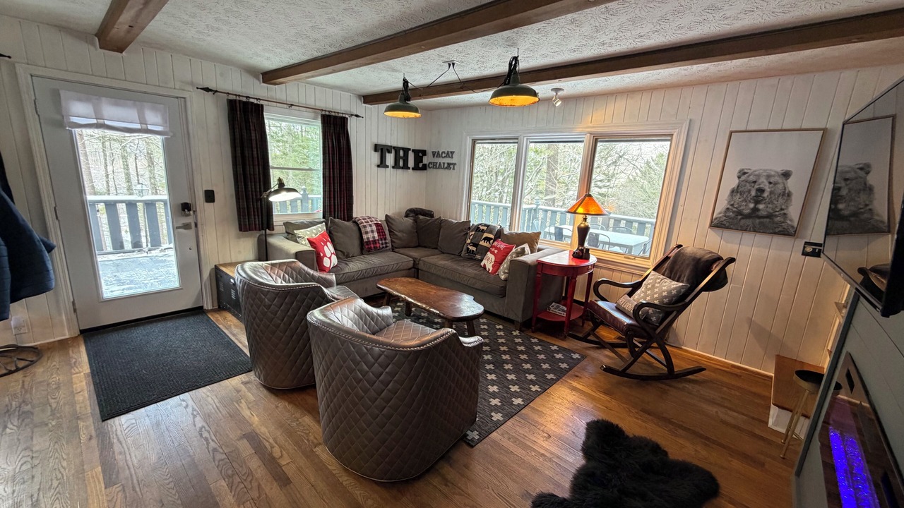 Photo of Livingroom in Burnsville