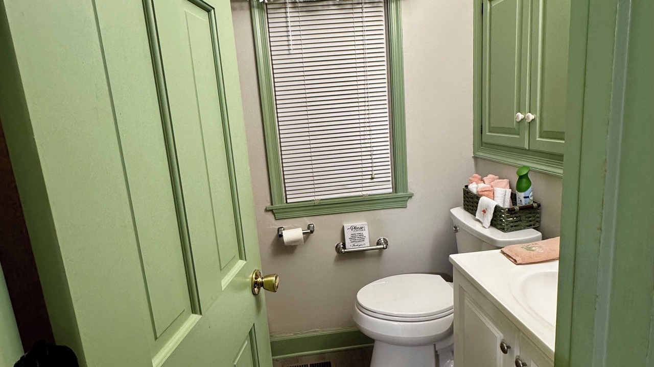 Photo of Bathroom in Fentress