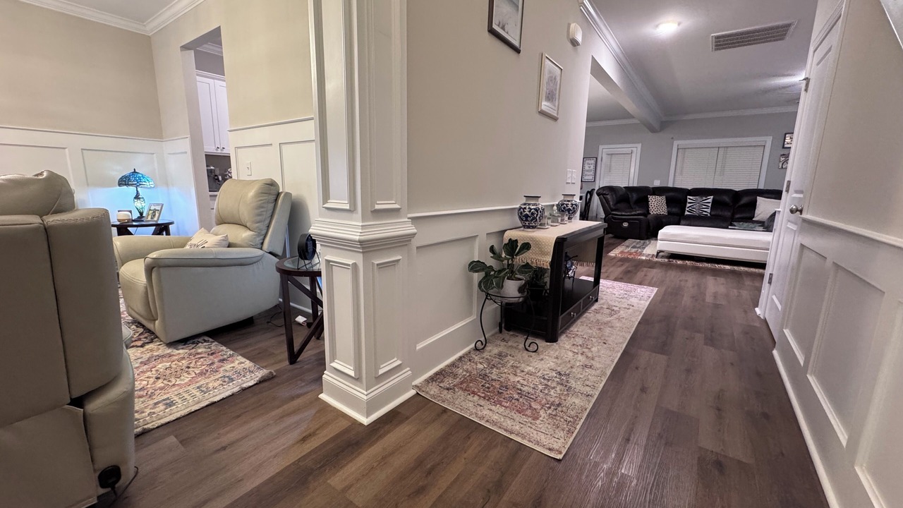 Photo of Livingroom in Evans