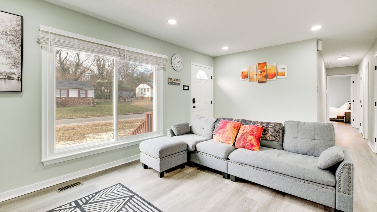 Photo of Livingroom in Highland Springs