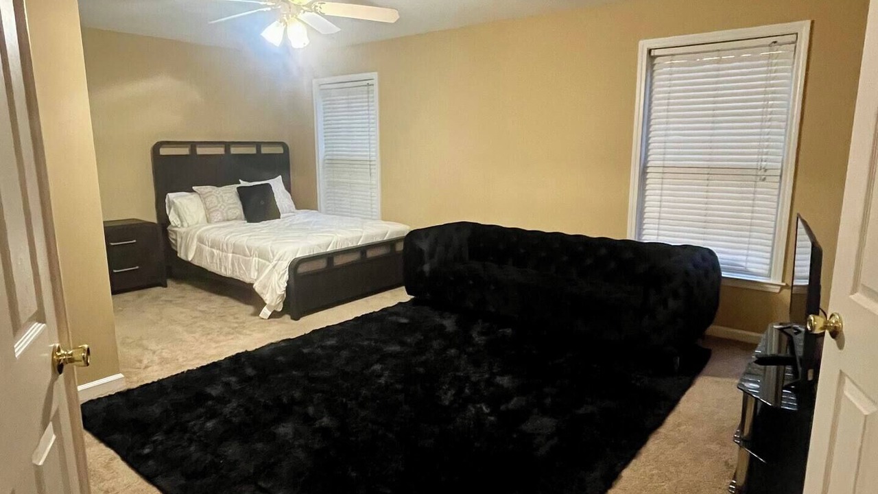 Photo of Bedroom in Mountain Island