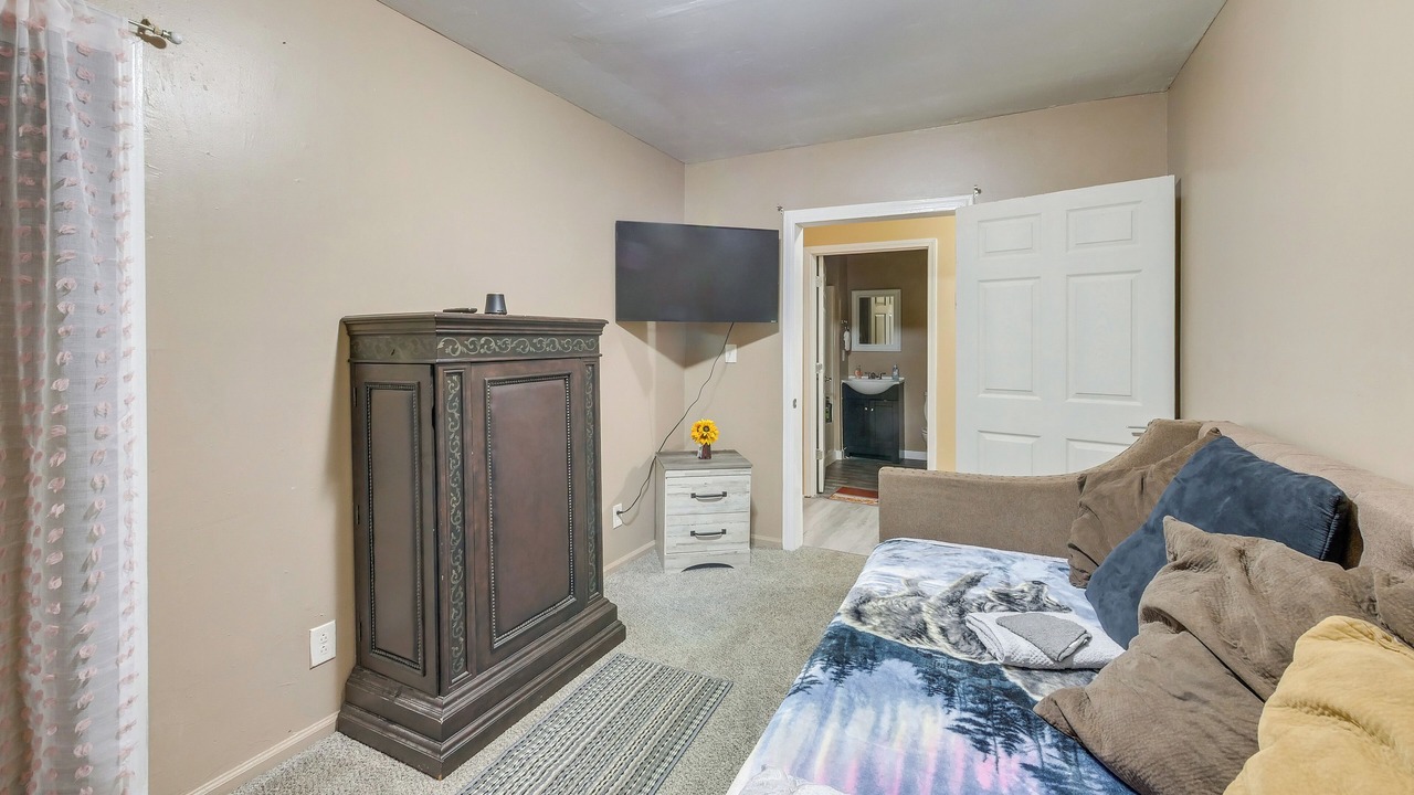 Photo of Bedroom in Fort Valley