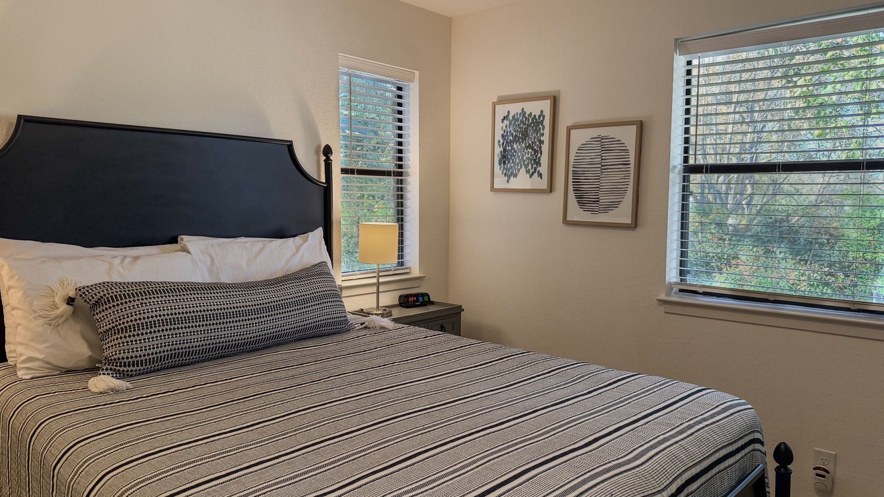 Photo of Bedroom in Horseshoe Bay