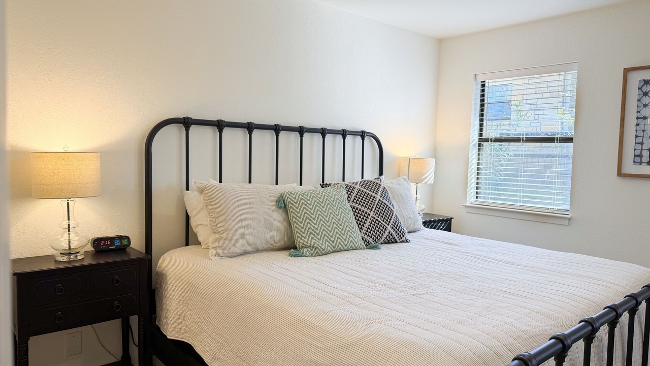 Photo of Bedroom in Horseshoe Bay