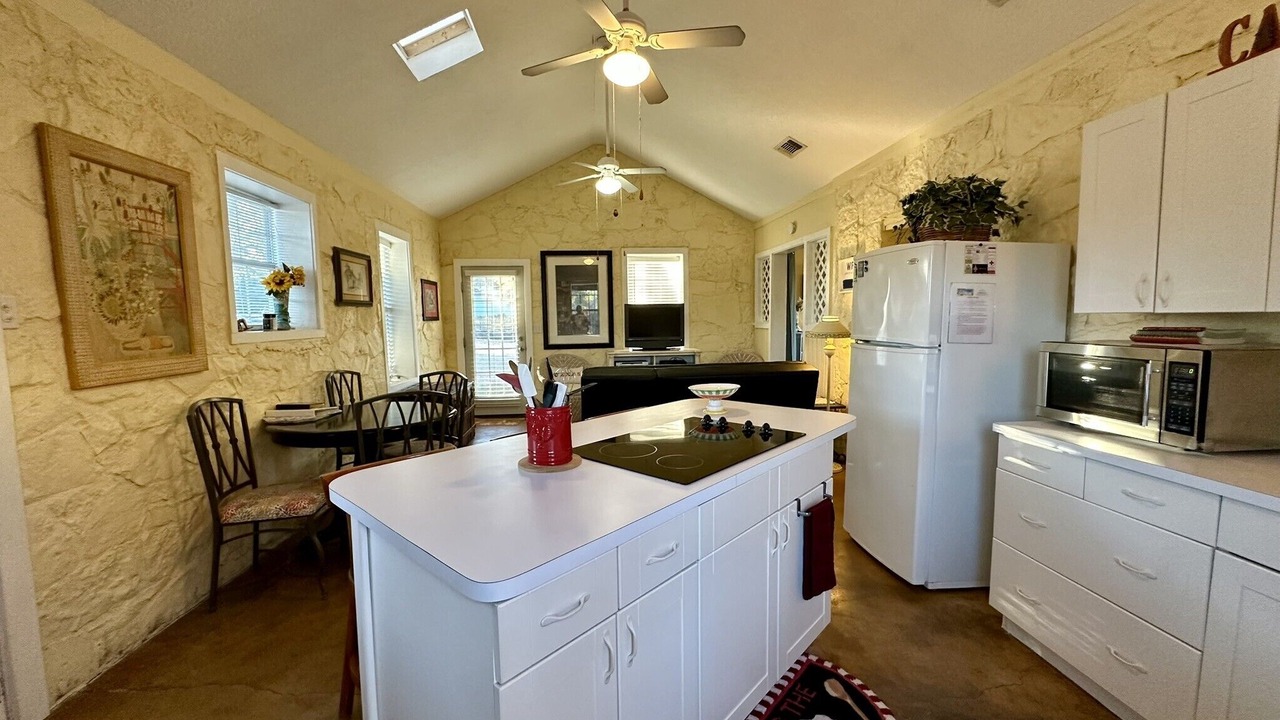 Photo of Kitchen in Bandera