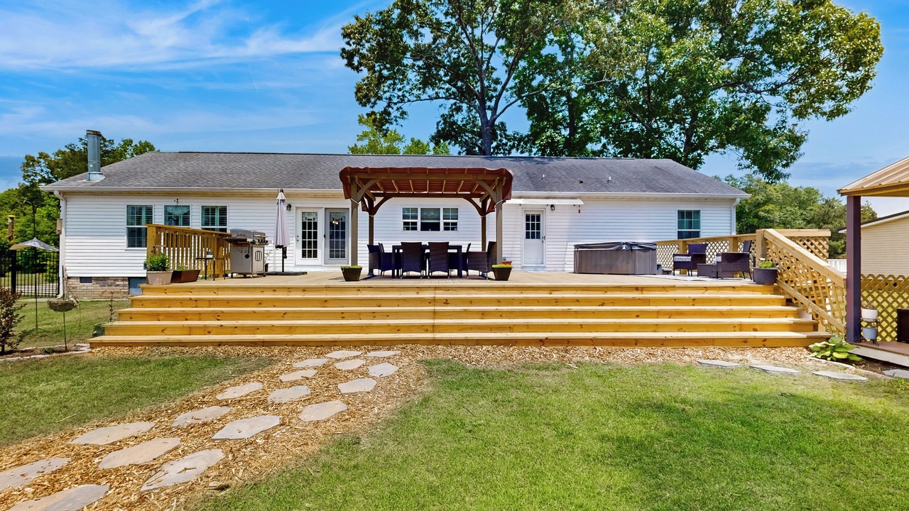 Photo of Patio Balcony in Orangeburg County