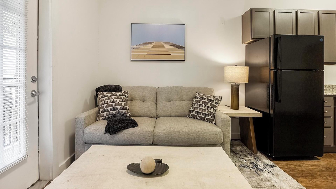 Photo of Livingroom in Church Hill