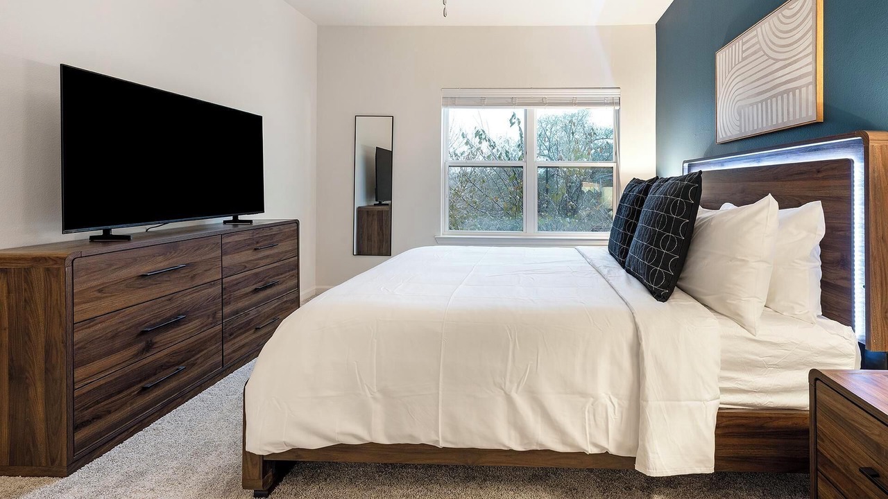 Photo of Bedroom in McNeil