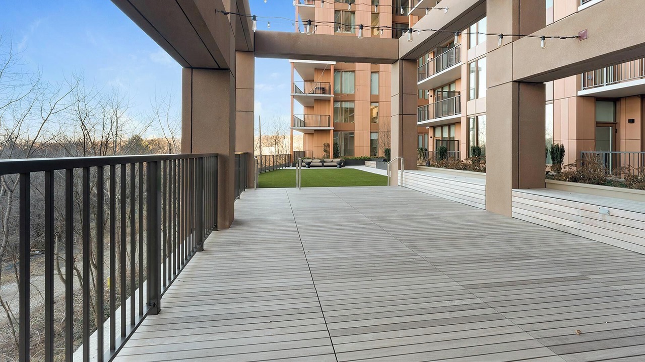 Photo of Patio Balcony in Washington