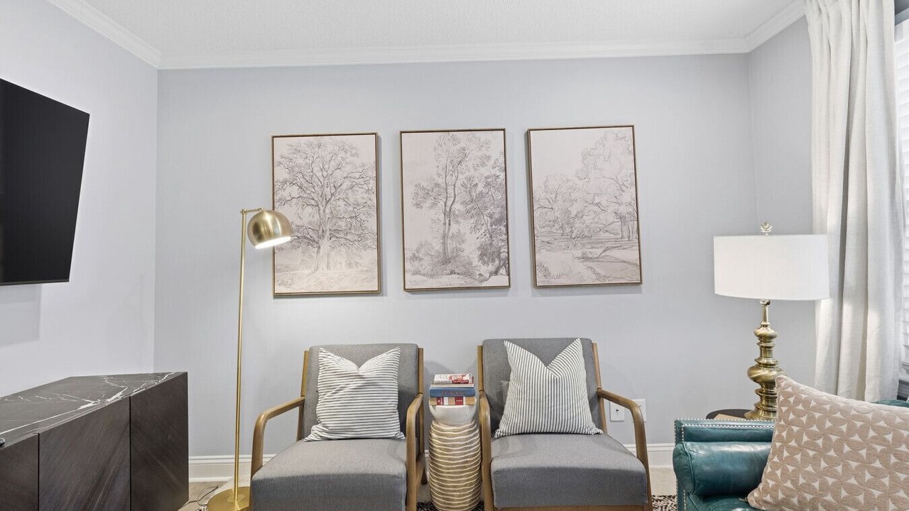 Photo of Livingroom in Matthews