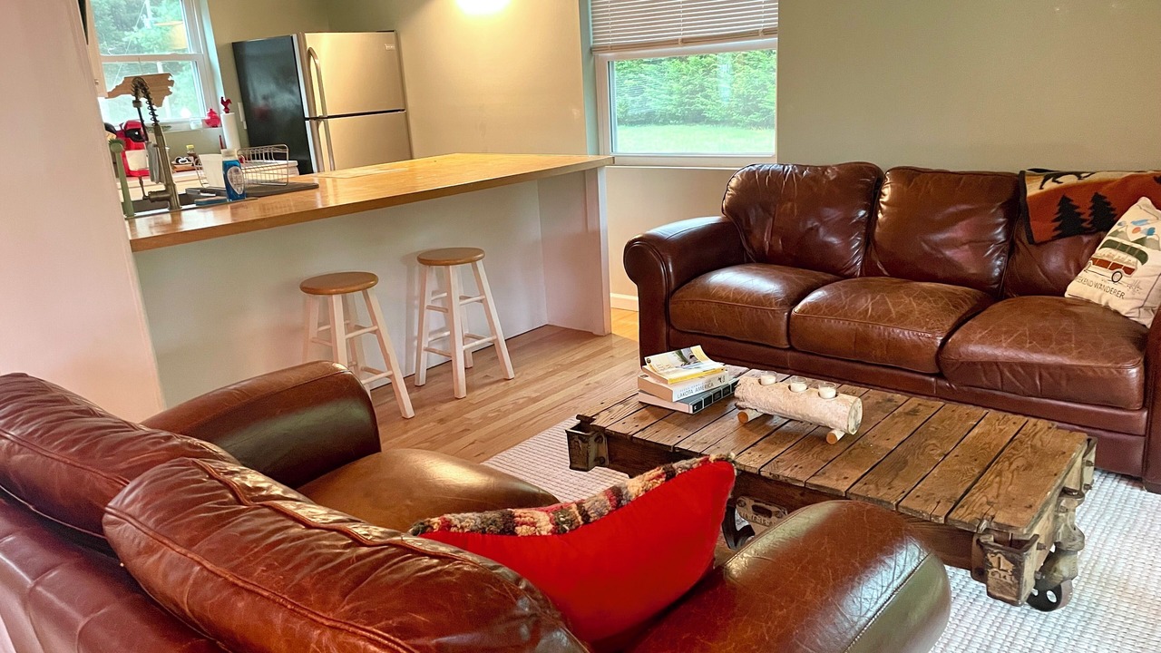 Photo of Livingroom in Glade Valley
