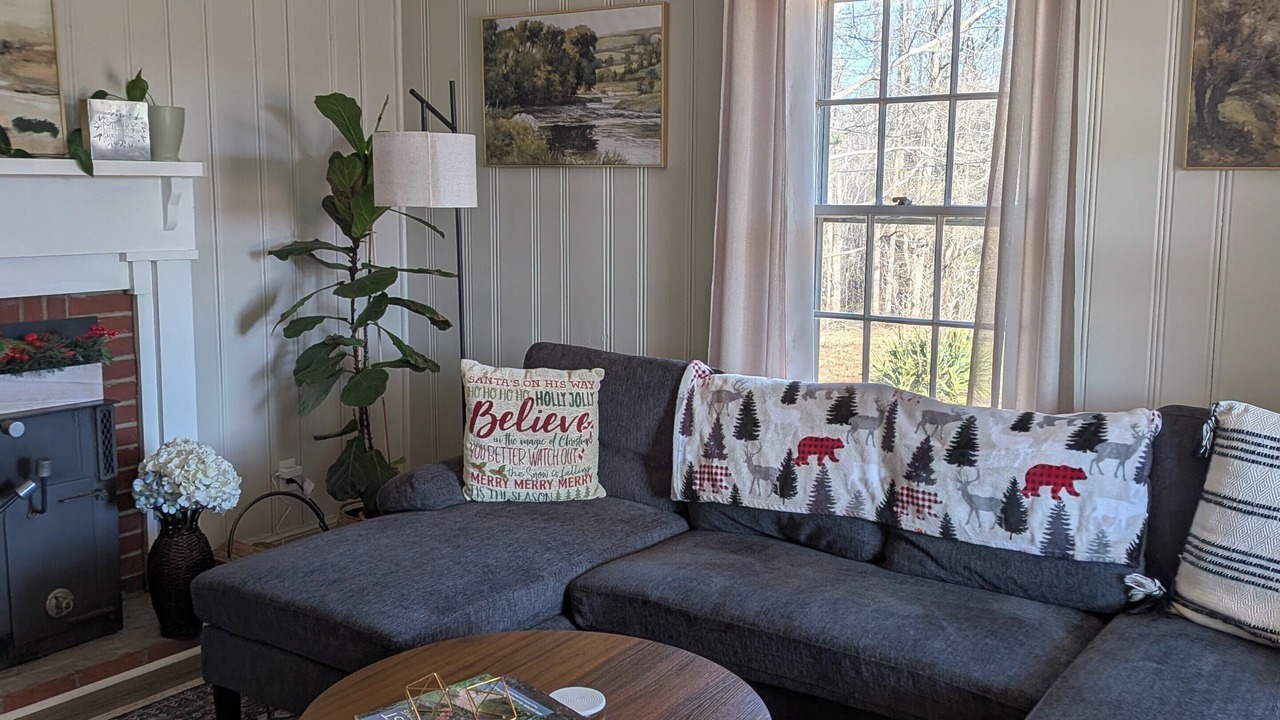 Photo of Bedroom in Elkin