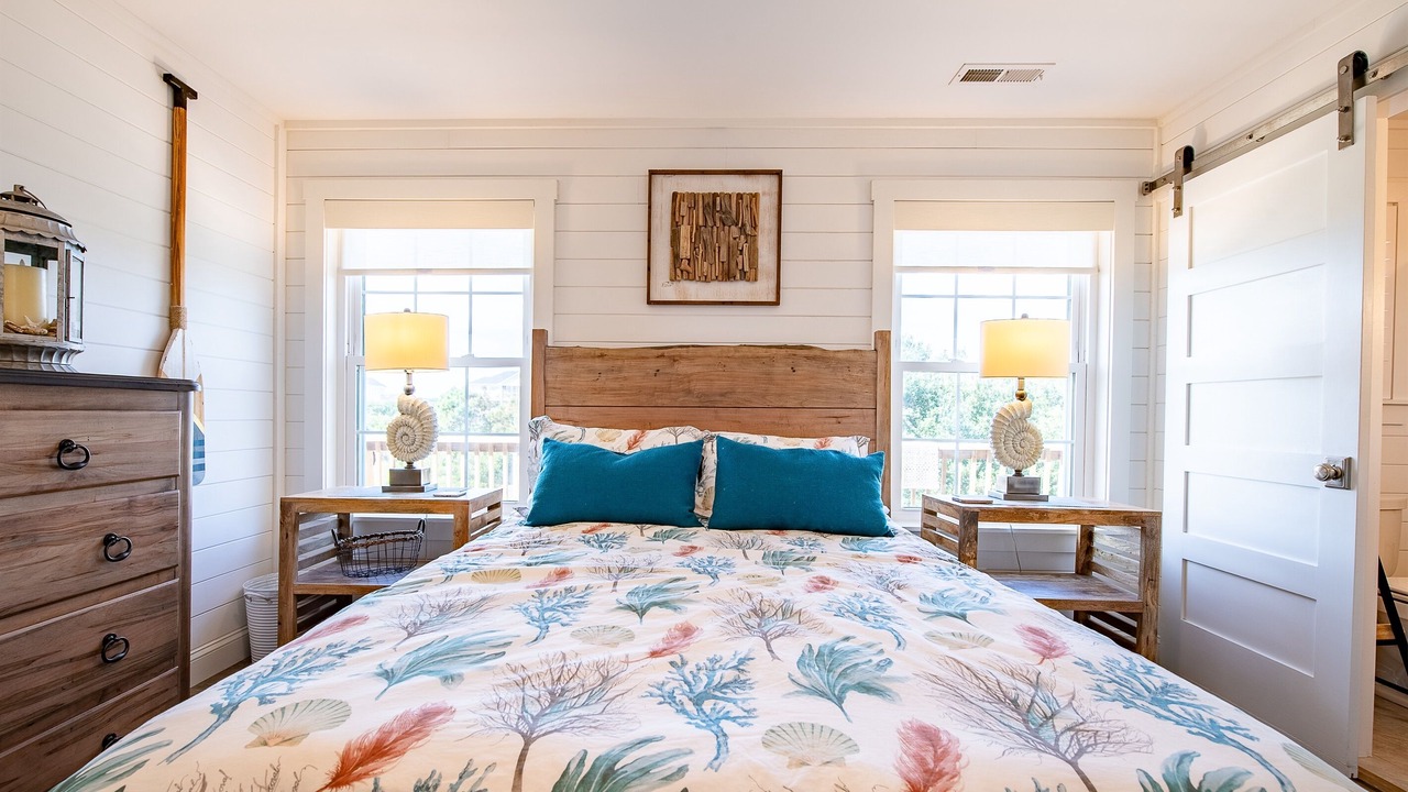 Photo of Bedroom in Corolla