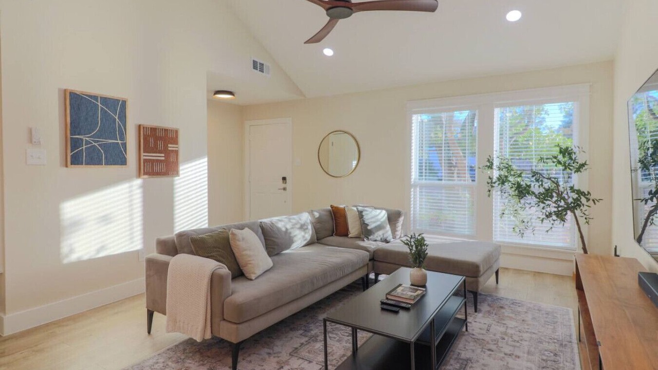 Photo of Bedroom in Buckingham Estates