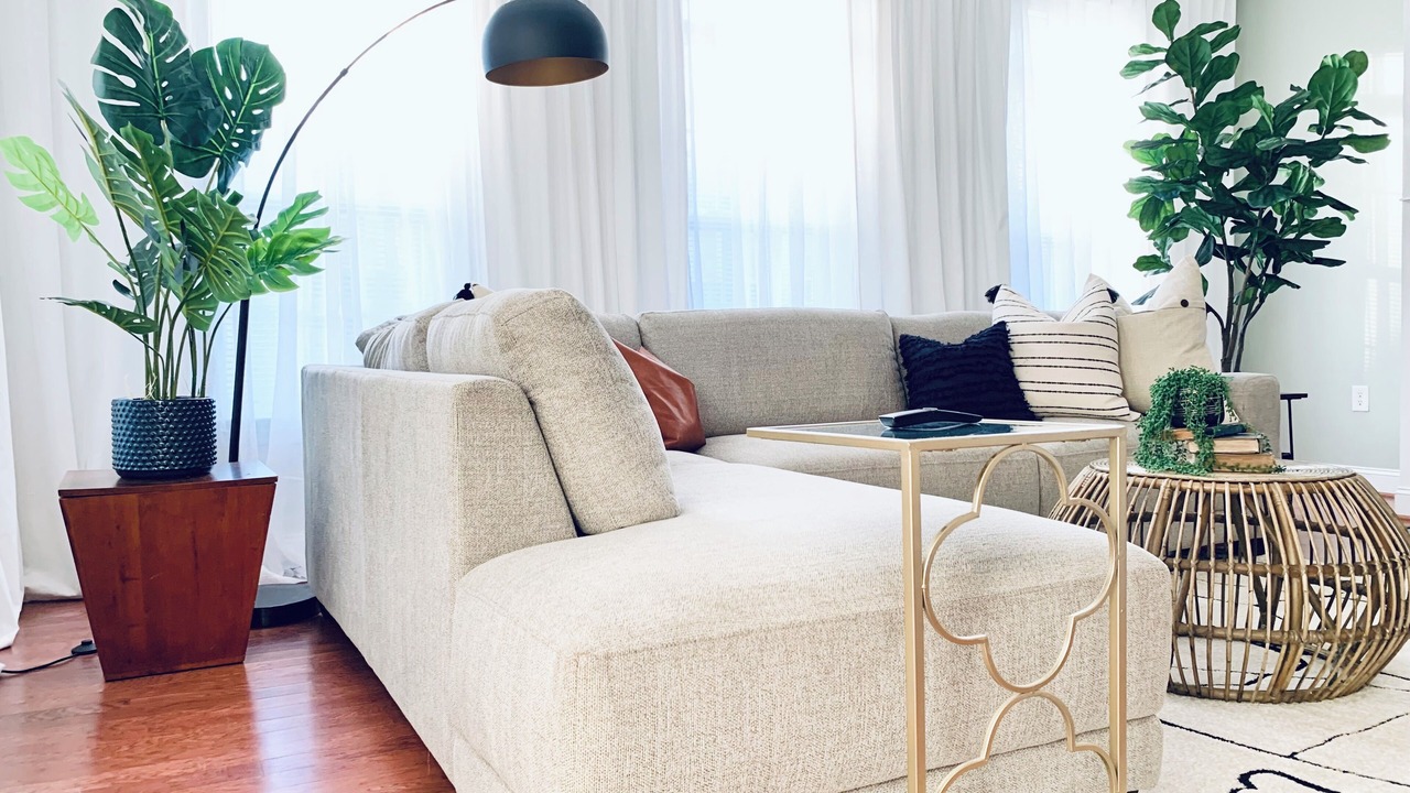 Photo of Livingroom in Wesley Heights