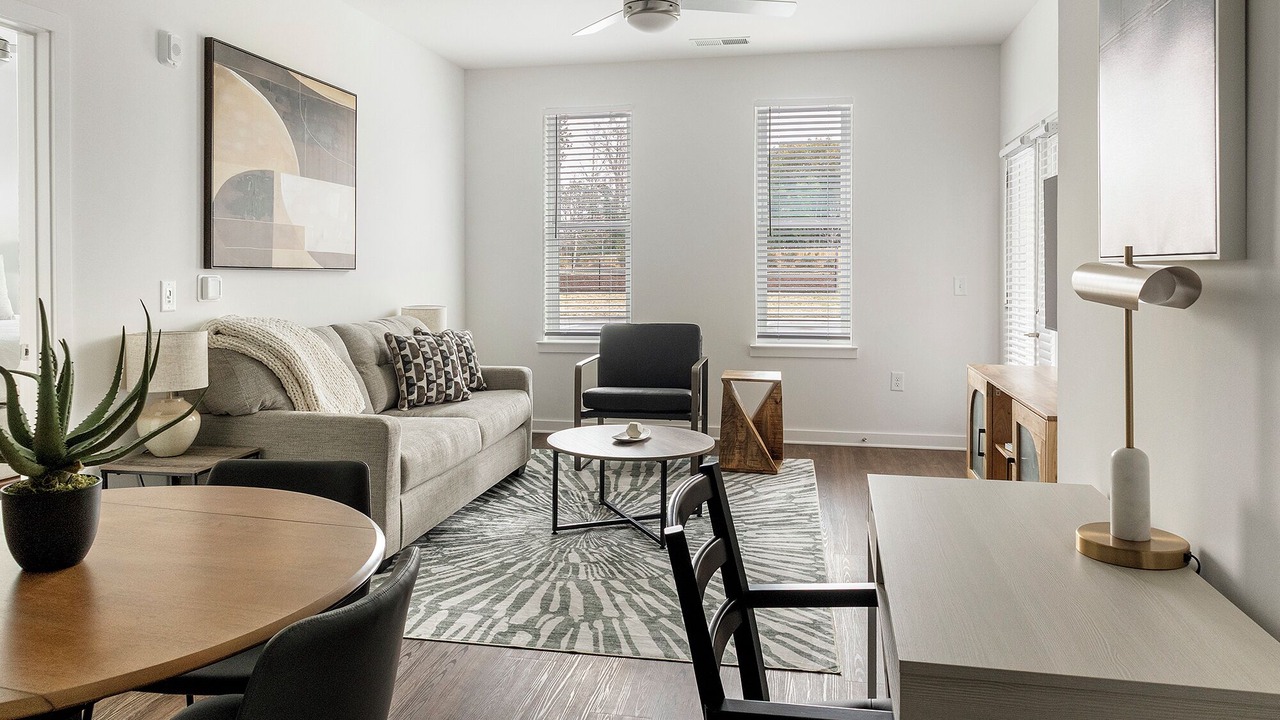 Photo of Livingroom in East Raleigh
