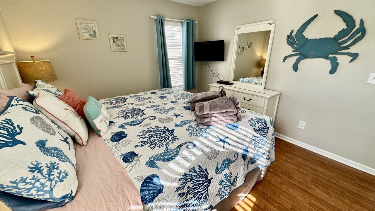 Photo of Bedroom in Surfside Beach