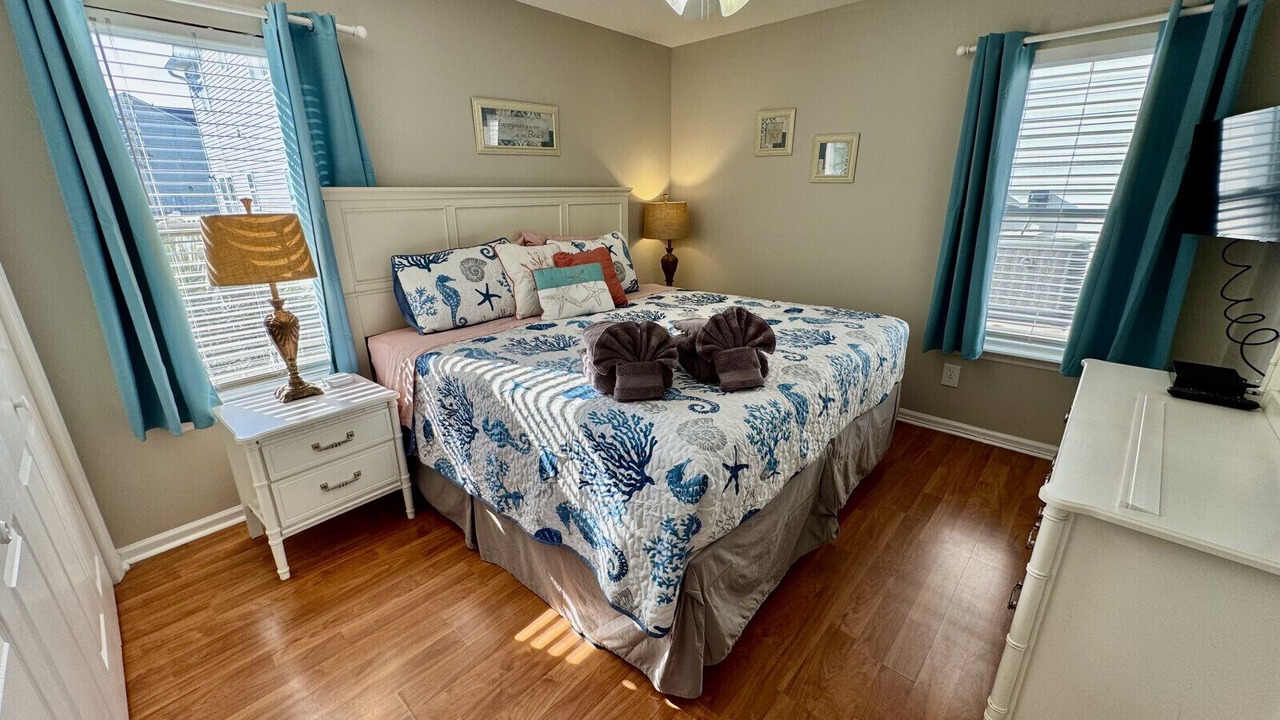 Photo of Bedroom in Surfside Beach