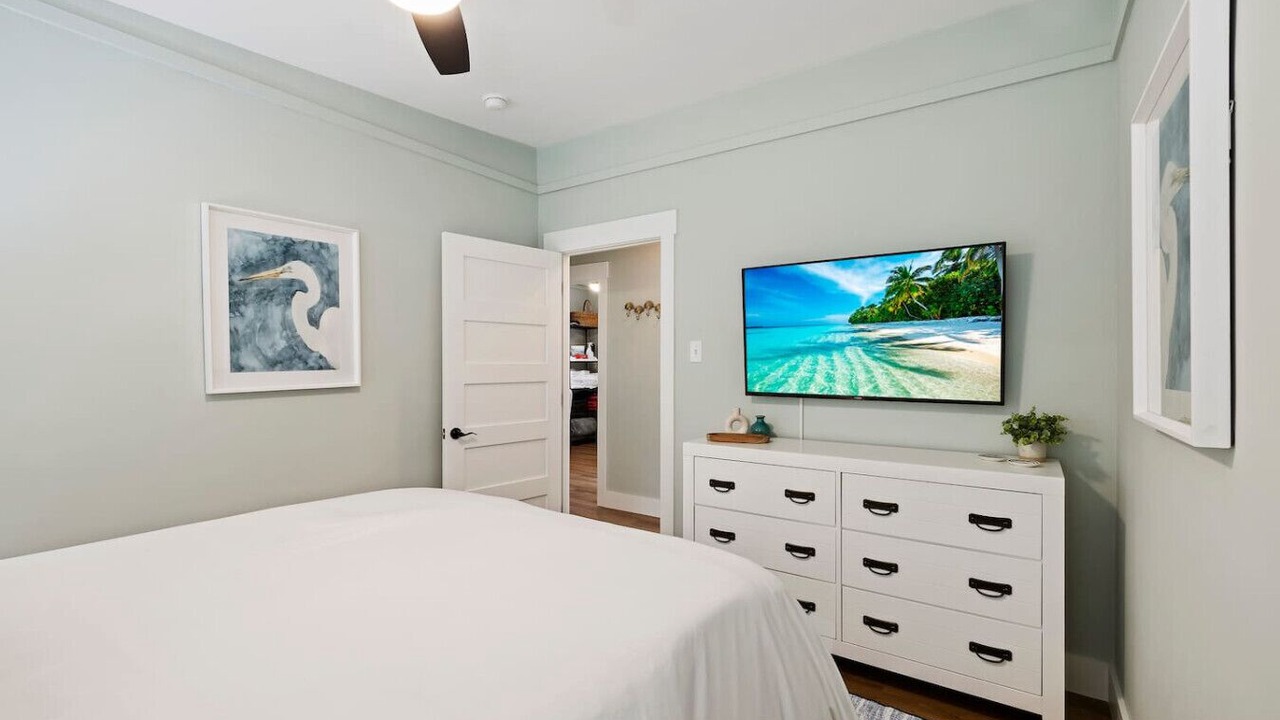 Photo of Bedroom in North Forest Beach