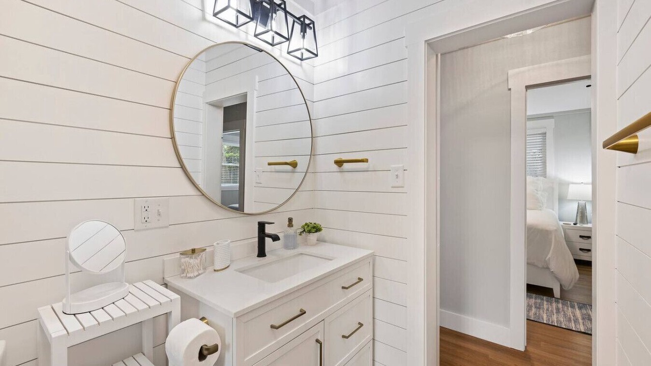 Photo of Bathroom in North Forest Beach