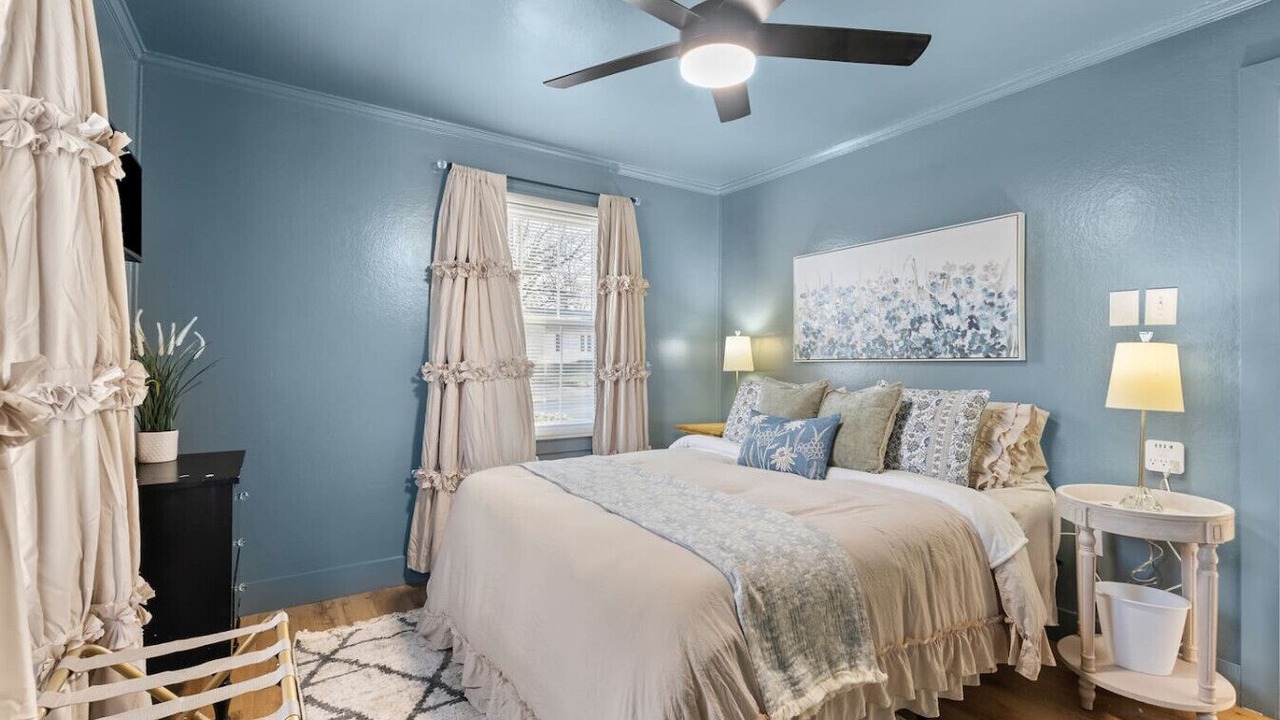 Photo of Bedroom in Lynchburg