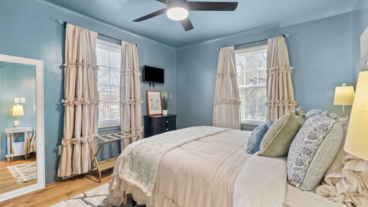 Photo of Bedroom in Lynchburg