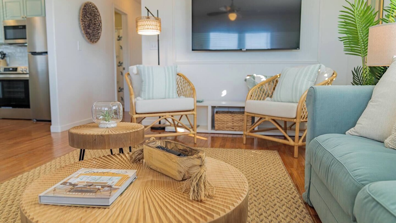 Photo of Livingroom in Southern Shores