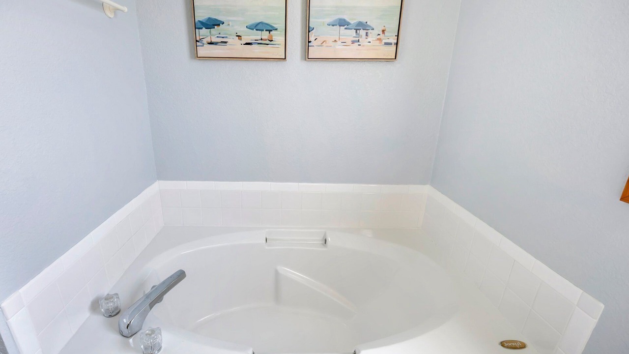 Photo of Bathroom in Whalehead Beach